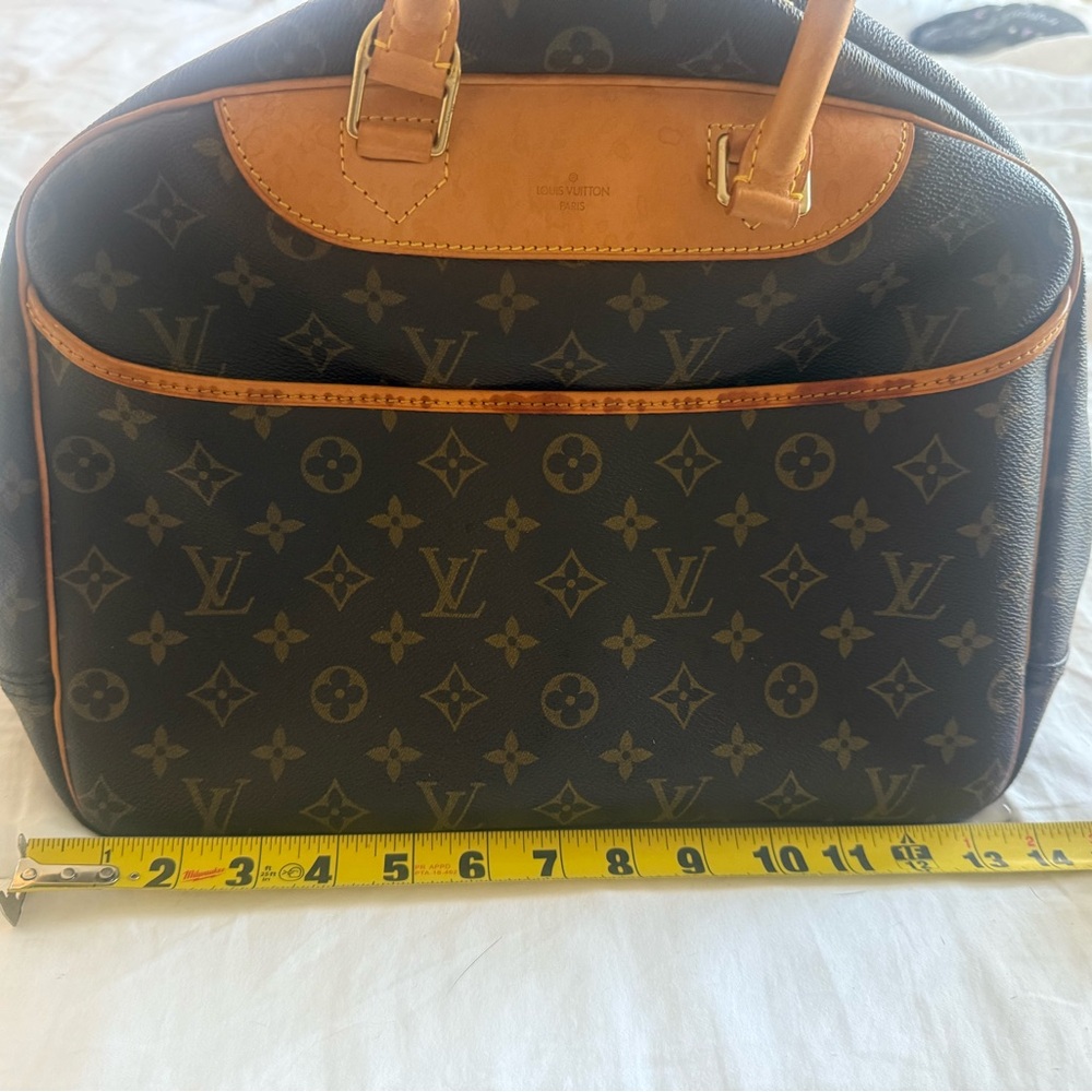 Louis Vuitton Monogram Handbag - Picture 7 of 8